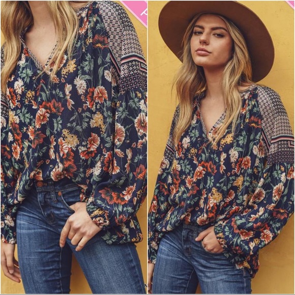 PLUS -WILD BLOOMER TUNIC- NAVY/MULTI - Picture 4 of 4